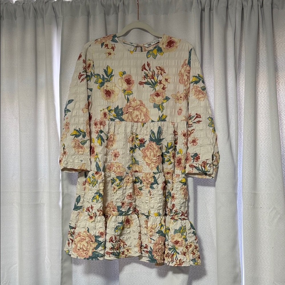 Zara Floral Patterned Dress with Long Sleeves